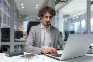 remove link from Google search Italy case specialist reviewing takedown request